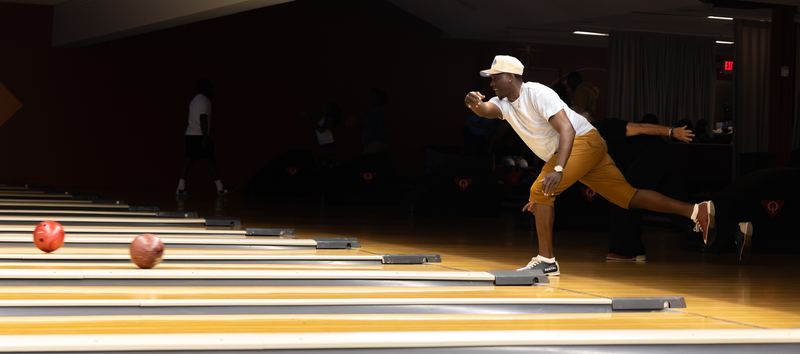 Midtown Bowl interior, lanes, and atmosphere