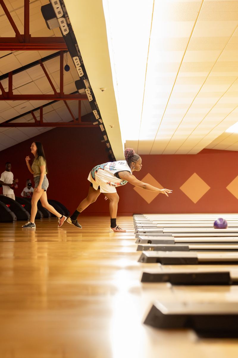 Midtown Bowl interior, lanes, and atmosphere